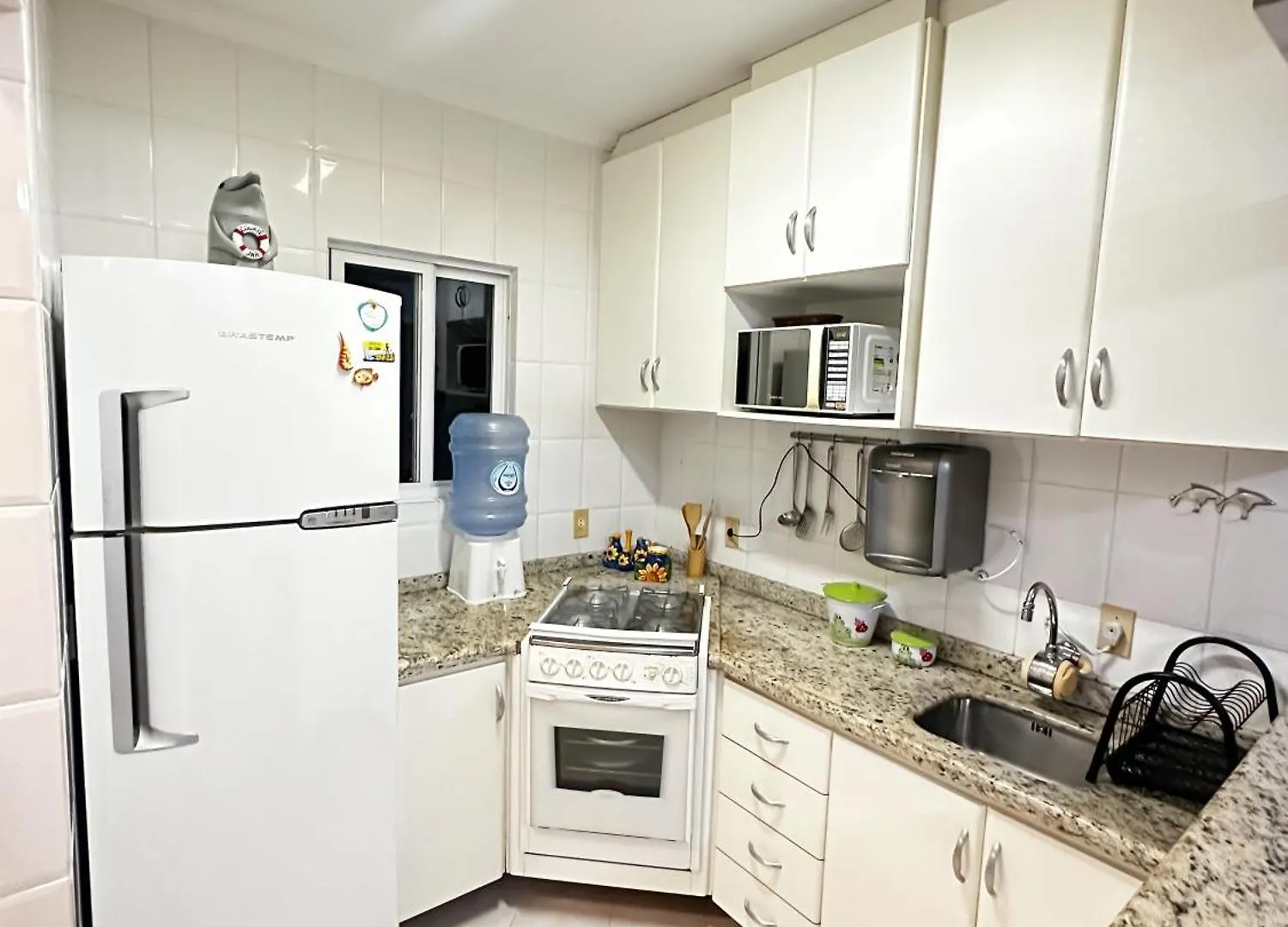 Apartamento Em Condominio Bromelias - Bombinhas Sc